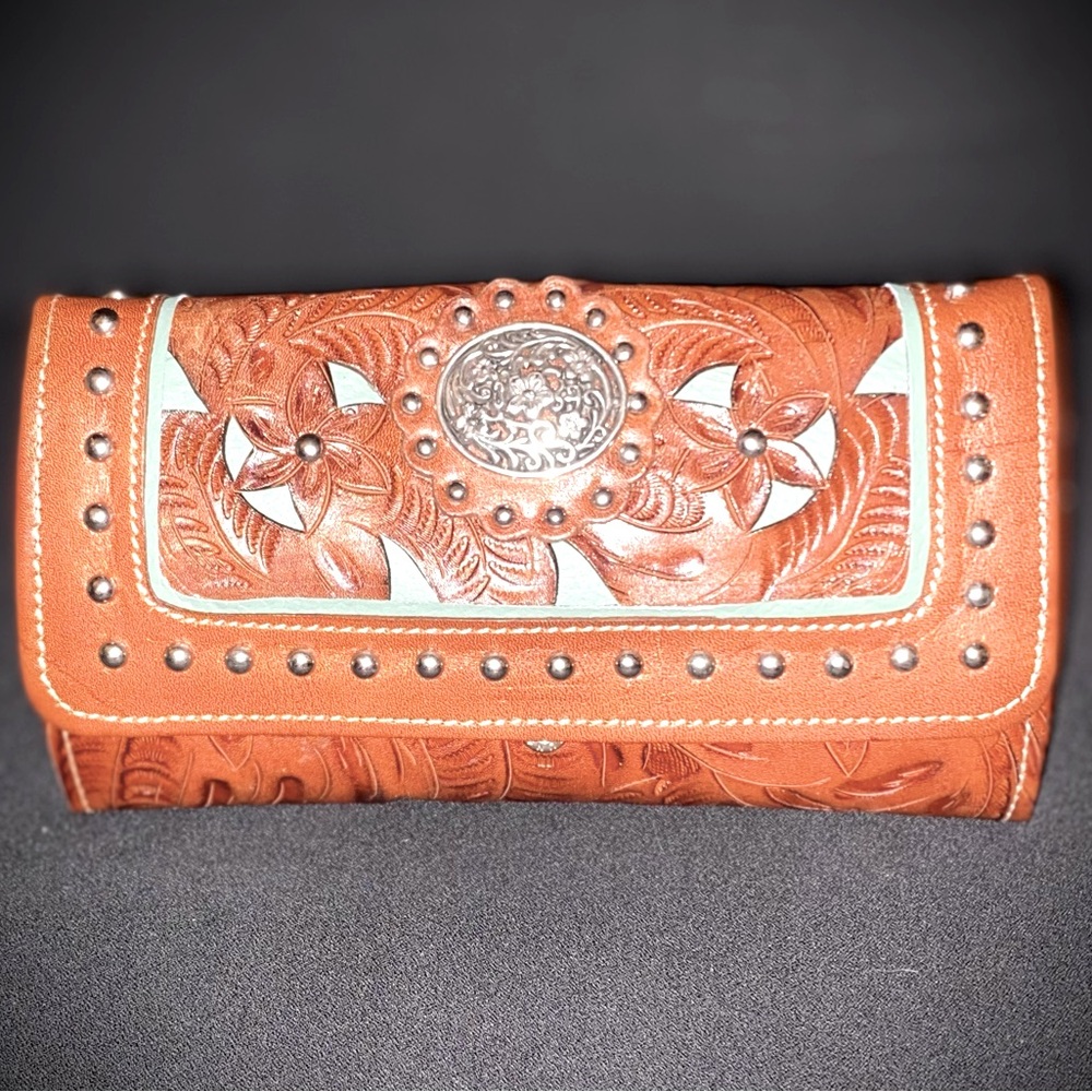 American West, Genuine Leather, Brown and Sage  Wallet/Crossbody